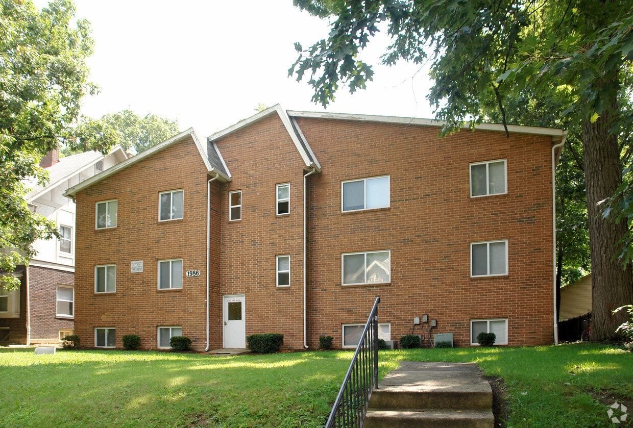 1986 Indianola Ave, Columbus, OH 43201 Apartments in Columbus, OH