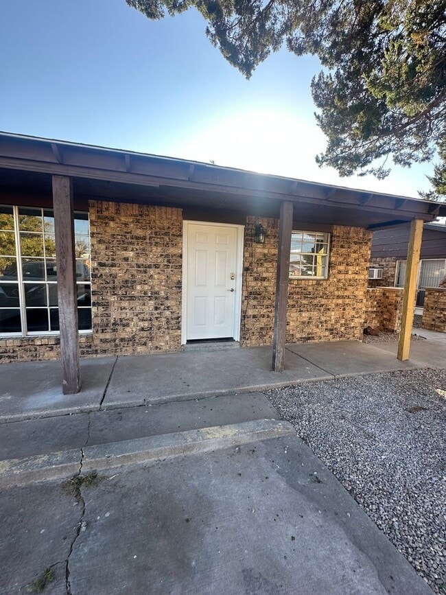 Building Photo - 113 Sasser Dr