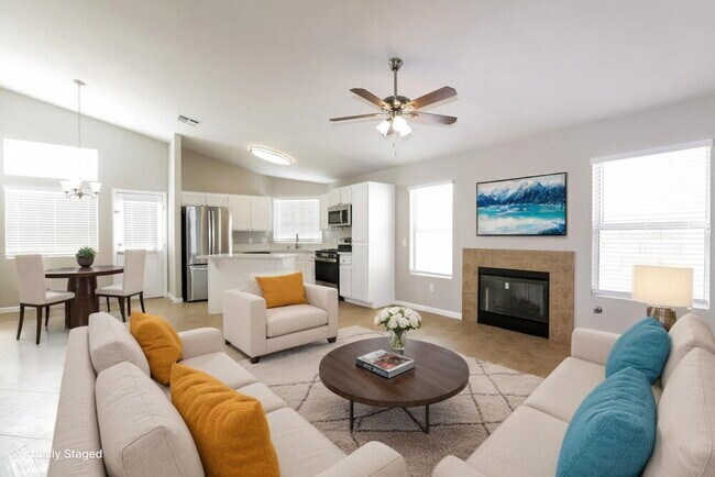 Foto del edificio - 5514 Night Swim Ln