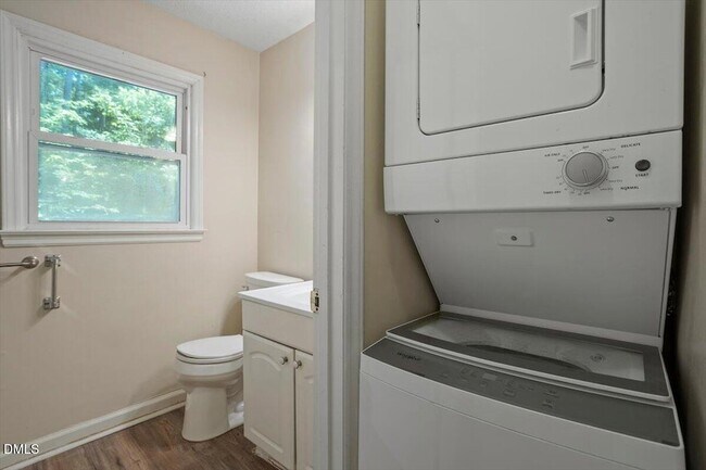 Foto del edificio - 5302 Covey Ct