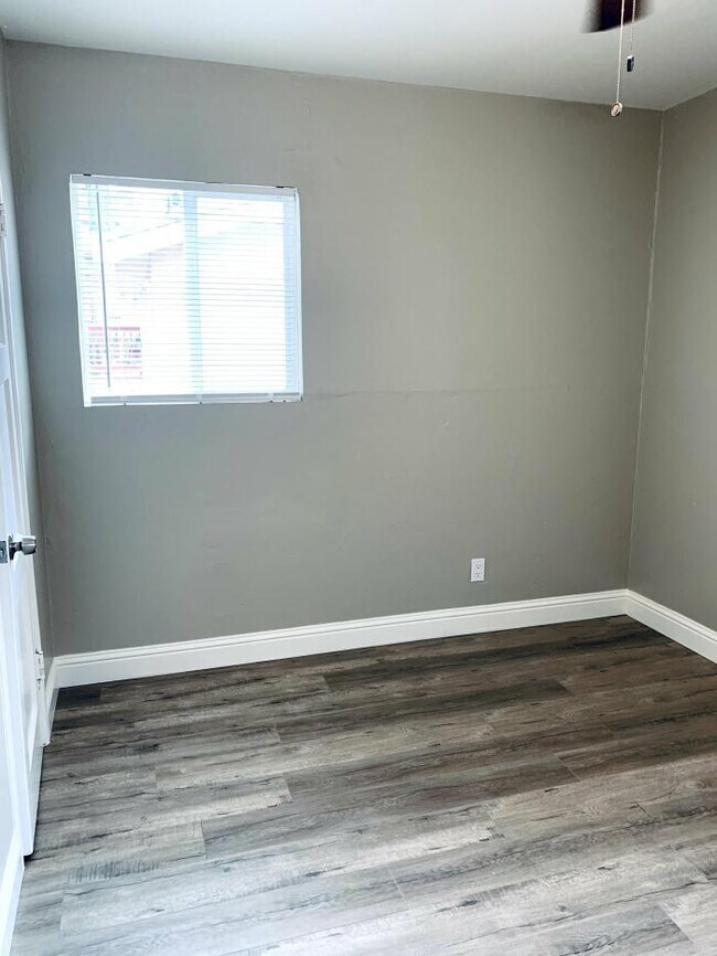 Foto del edificio - 1 bedroom in Oakland CA 94605