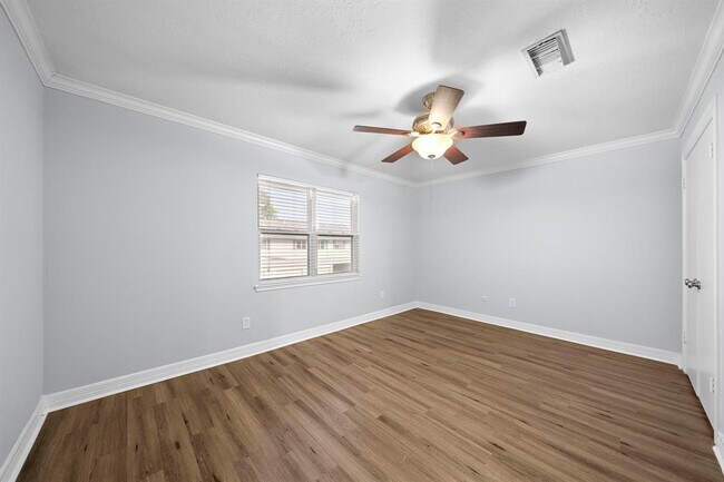 Foto del edificio - 2160 Winrock Blvd