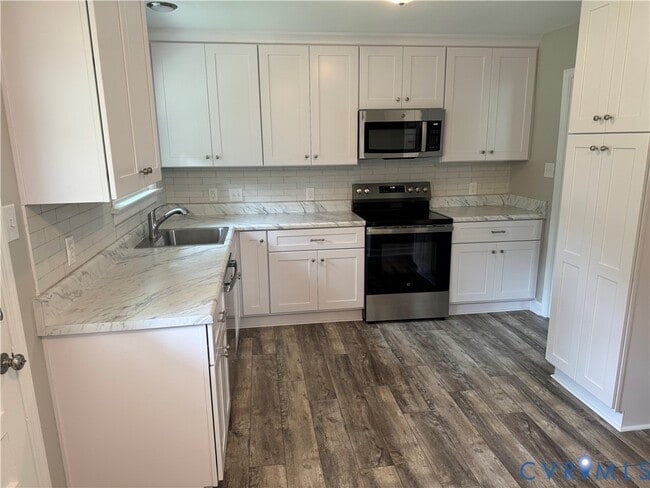 Building Photo - 9720 Esmont Rd