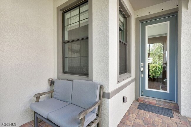 Foto del edificio - 10908 Clarendon St