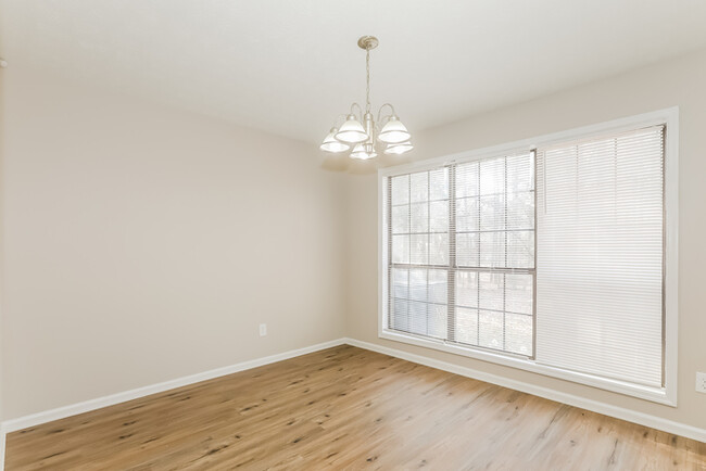 Foto del edificio - 3 Bedroom Atlanta Home