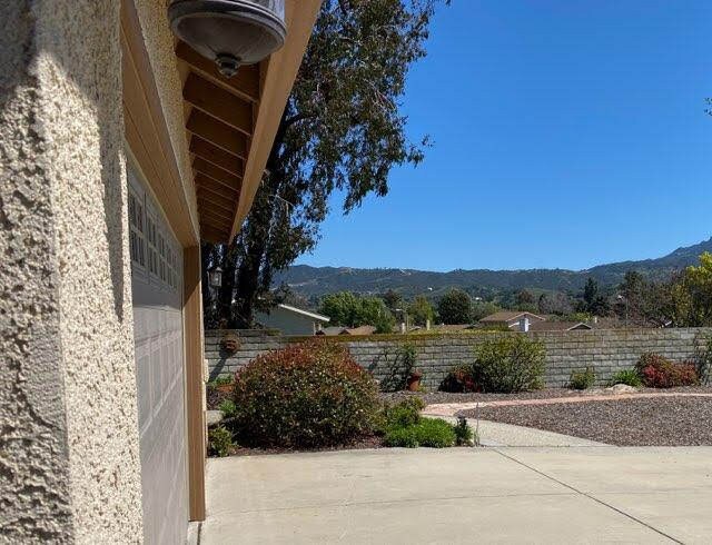 Building Photo - 3983 Santa Tomas Pl