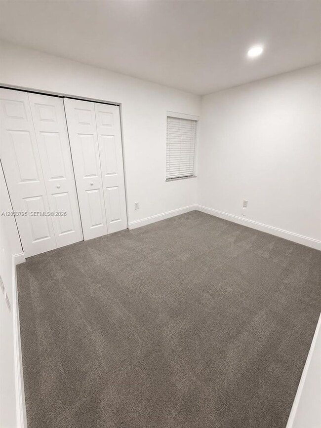 Foto del edificio - 10871 NW 7th St