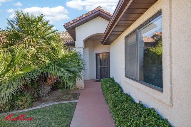 Building Photo - Single-Level Home in St. George with Community Pool, Gym, and More!
