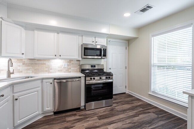 Foto del edificio - 4112 Galesbury Ln