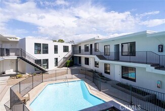 Building Photo - 6679 Linda Vista Rd