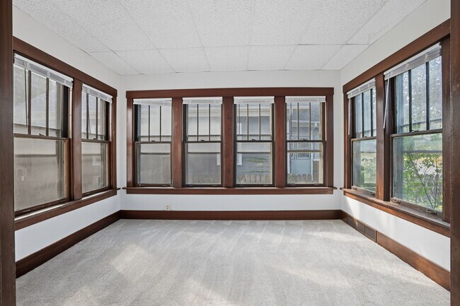Foto del edificio - 1719 N Marquette St