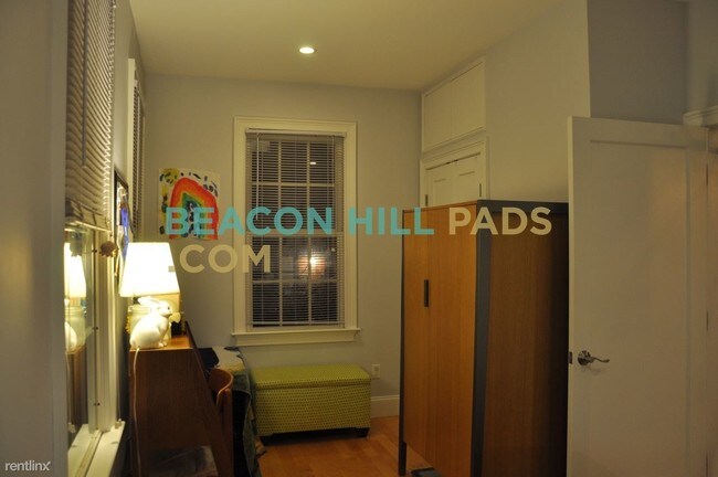 Building Photo - 14 Lindall Pl