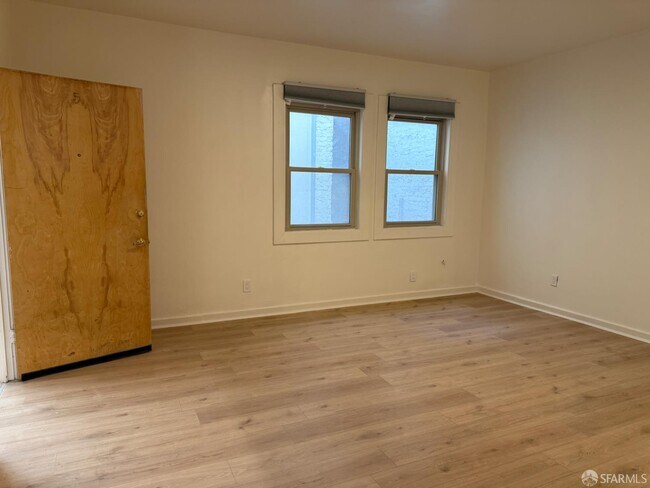 Foto del edificio - 1122 Sutter St