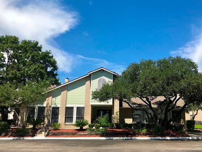 Palisades Park Main Office - Palisades Park Apartments