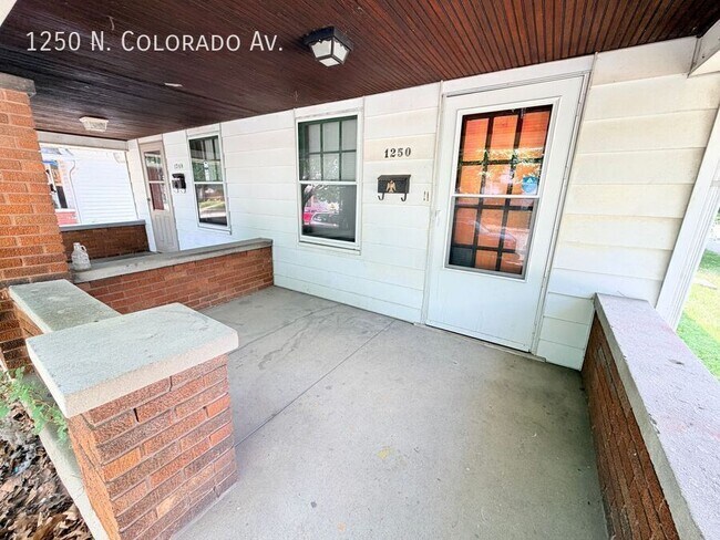 Building Photo - 1250 N Colorado Ave