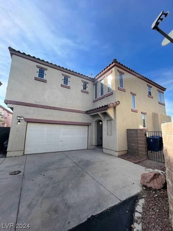 Building Photo - 731 Emerald Idol Pl