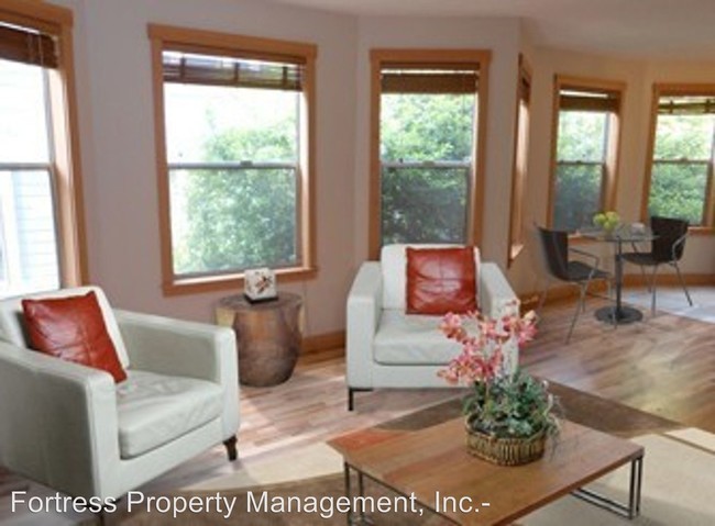 Foto del edificio - 2162 NW Everett St