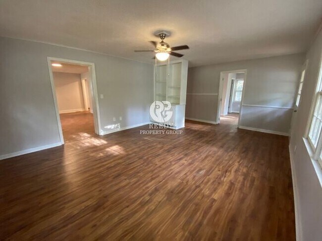 Foto del edificio - 123 Elliott St