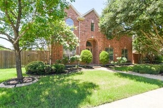 Building Photo - 11007 Southwyck Dr