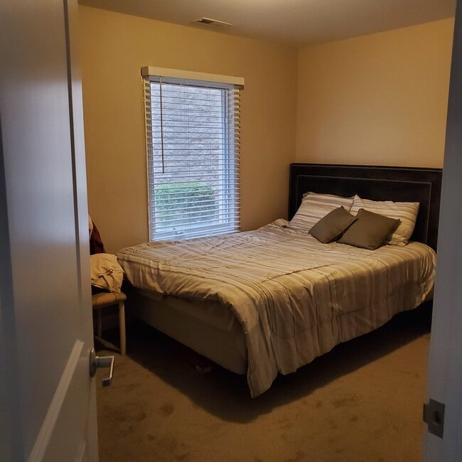 Building Photo - 3423 Ridgeland-102