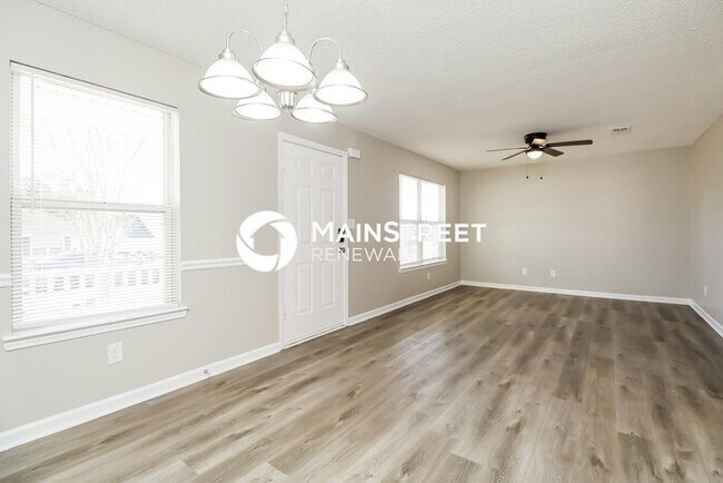 Building Photo - 3 Bedroom Pet-Friendly Home in STOCKBRIDGE, GA with Main Street Renewal