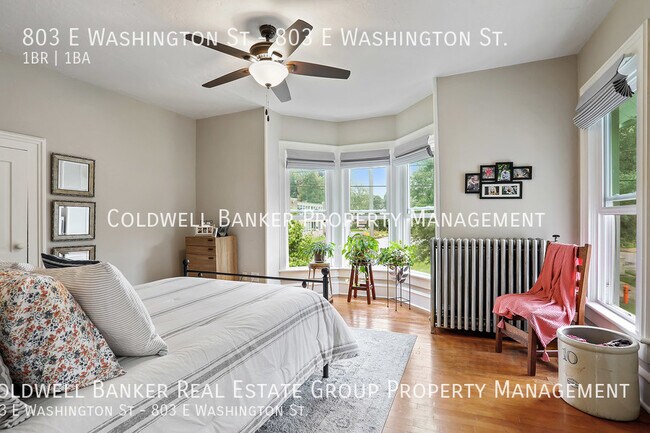 Foto del edificio - 803 E Washington St