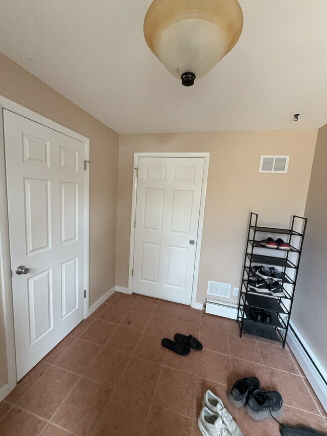 Foto del edificio - "Charming 3-Bedroom Boulder home!"