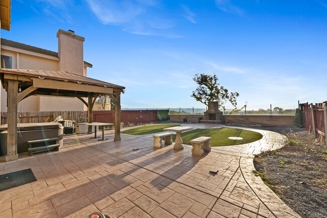 Foto del edificio - 1564 Clanton Pl