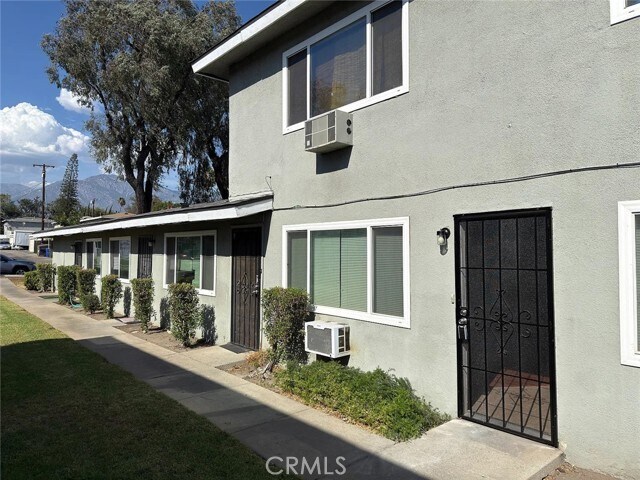 Foto del edificio - 1328 Randy St