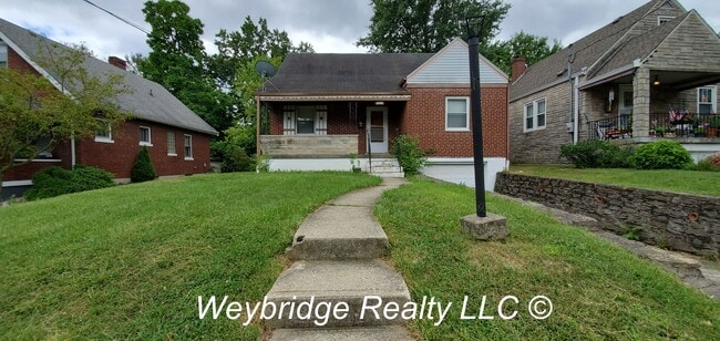 Building Photo - Coming Soon!  Very Nice 3 Bedroom 1 Bath H...
