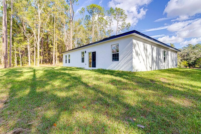 Foto del edificio - FOR RENT