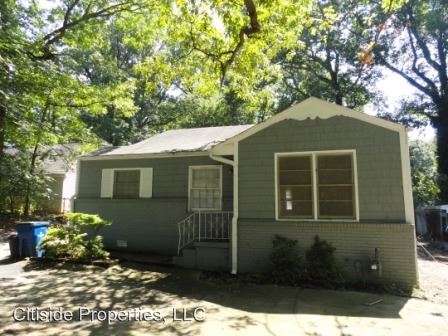 Building Photo - 2424 Sylvan Rd