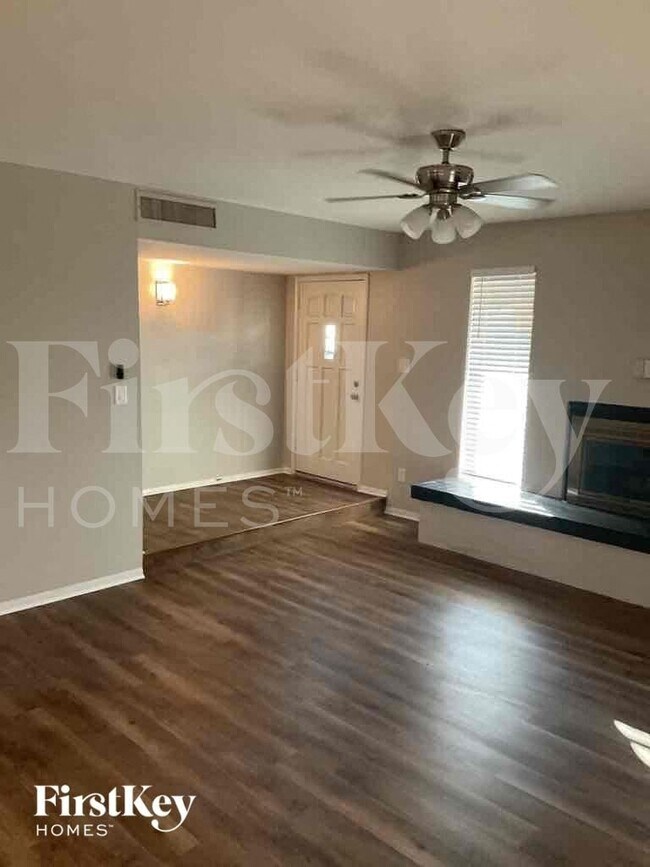 Foto del edificio - 3842 W Cheryl Dr