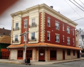 Primary Photo - 139 Lincoln Ave