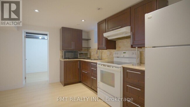 Photo du bâtiment - 7 Harvard Ave