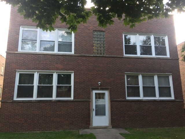 Primary Photo - 8917 Bronx Ave
