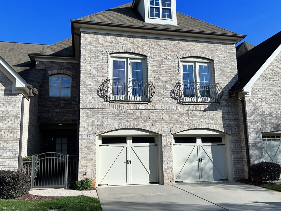 Primary Photo - 4 br, 4.5 bath Townhome - 118 Arabella Ct