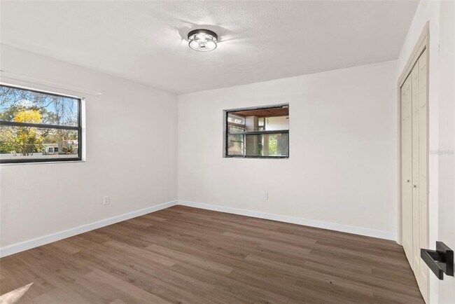 Foto del edificio - 3203 S Polk Ave