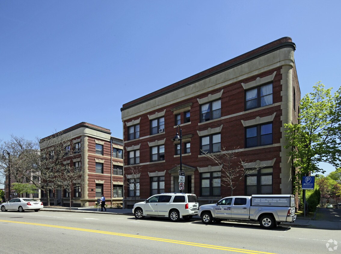 219 Harvard St Apartments in Brookline, MA