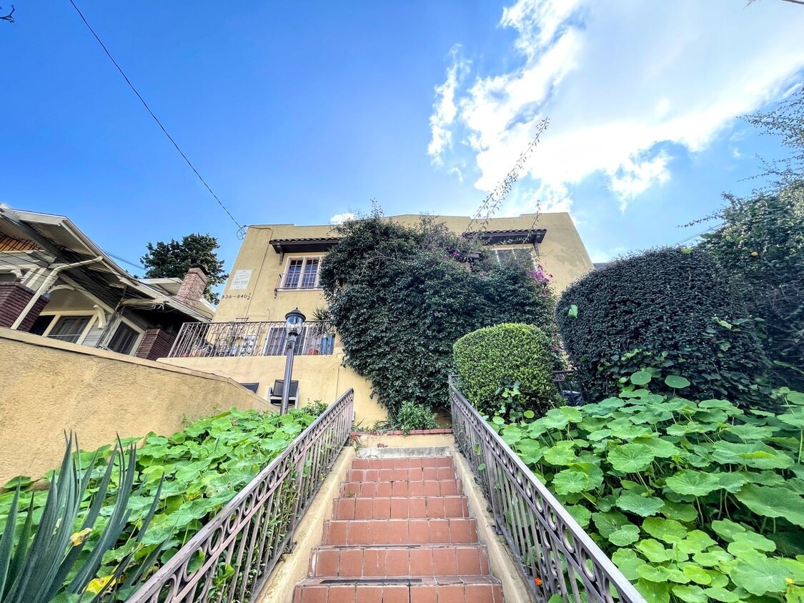 Primary Photo - Echo Park Lake Old-School cool with modern...