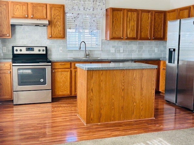 Foto del edificio - 1115 Alameda Blvd