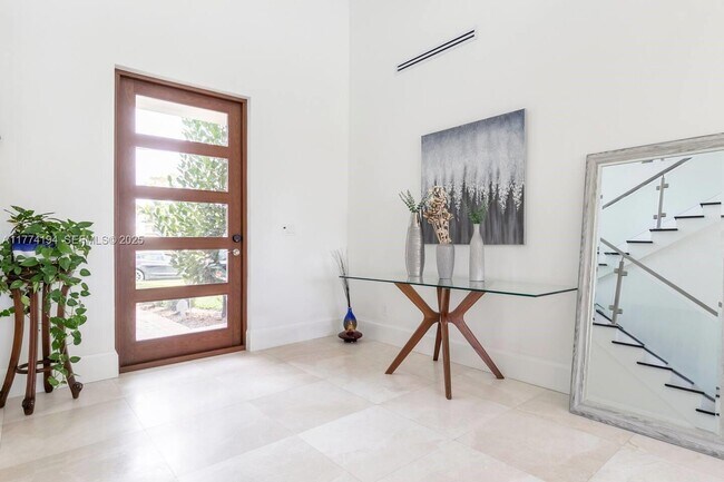 Foto del edificio - 2809 NE 14th Ave