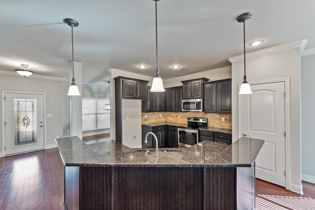 Foto del edificio - 3028 Greenway Cir SE