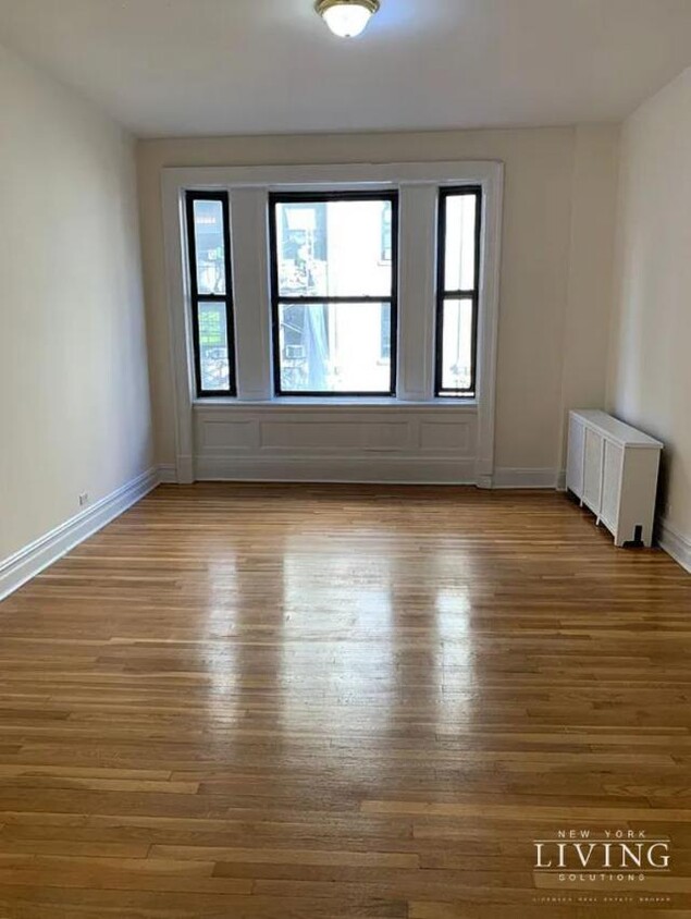 Foto principal - 2 bedroom in NEW YORK NY 10025