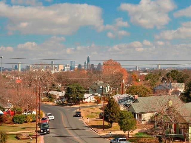 Foto del edificio - 2520 Bluebonnet Ln