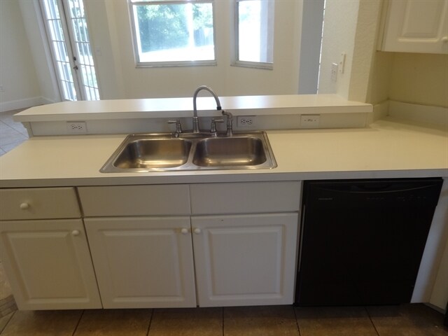 Foto del edificio - 816 Elm Forest Dr