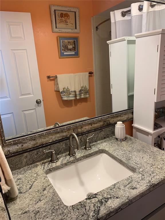 Foto del edificio - 8161 Braddock Cir