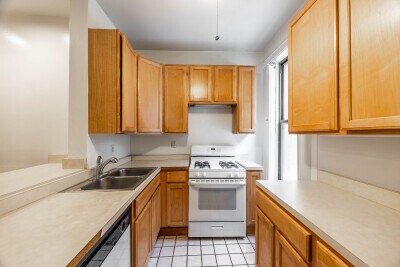 Foto del edificio - 1226 N Dearborn St