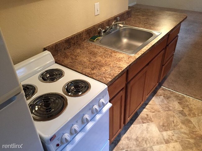 Building Photo - 2 br, 1 bath Apartment - 3114 N. Arcadia St.