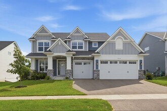 Building Photo - 18120 Hinckley Ave